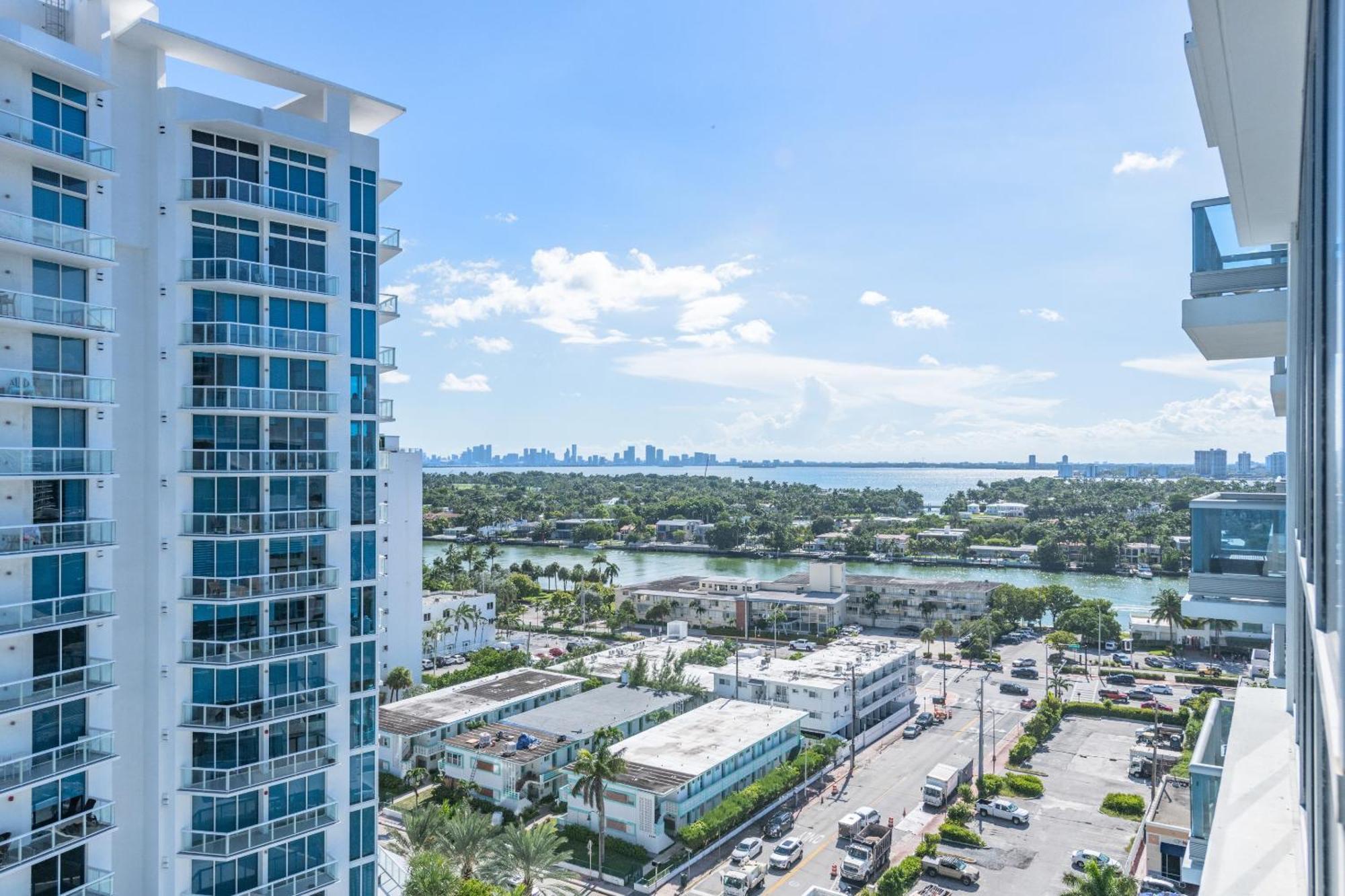 Bluebird Monte Carlo Miami Apartamento *