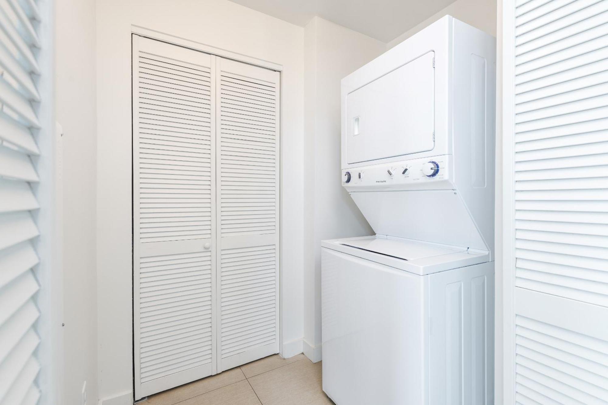 Bluebird Monte Carlo Miami Apartamento *
